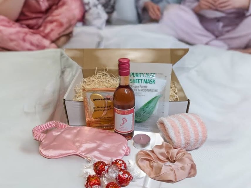 Pampered Girls Night In Hamper Image